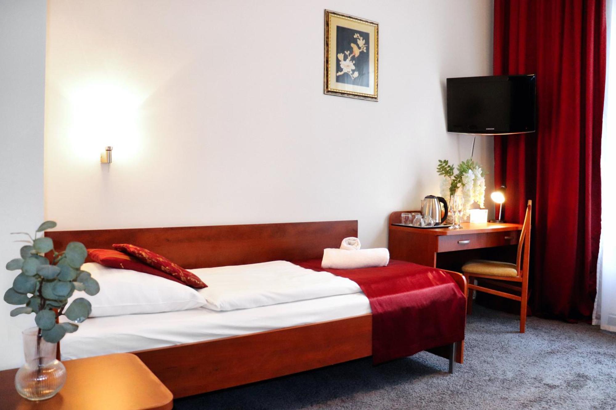 Hotel Lothus Wrocław Exterior foto